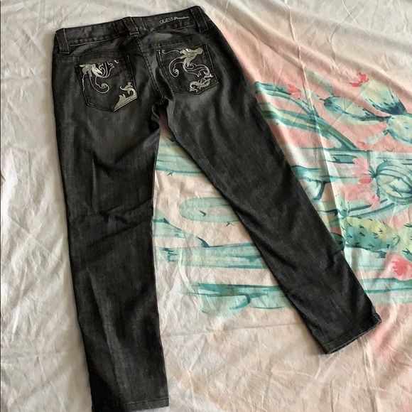 Guess Cropped Jeans Size 26 - Picture 5 of 8